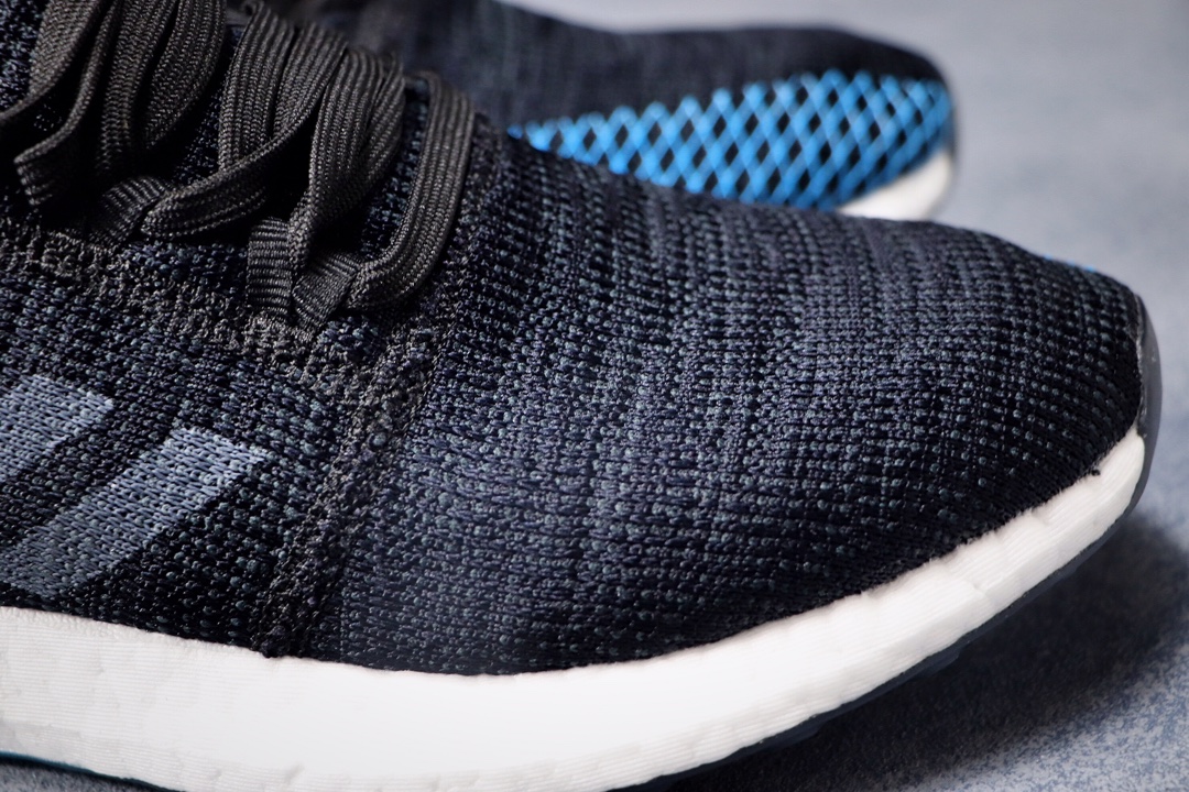 220公司级 阿迪达斯 PureBoost 针织爆米花跑步鞋 EE4675