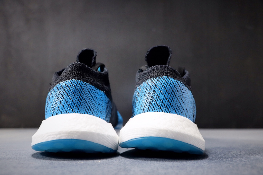 220公司级 阿迪达斯 PureBoost 针织爆米花跑步鞋 EE4675