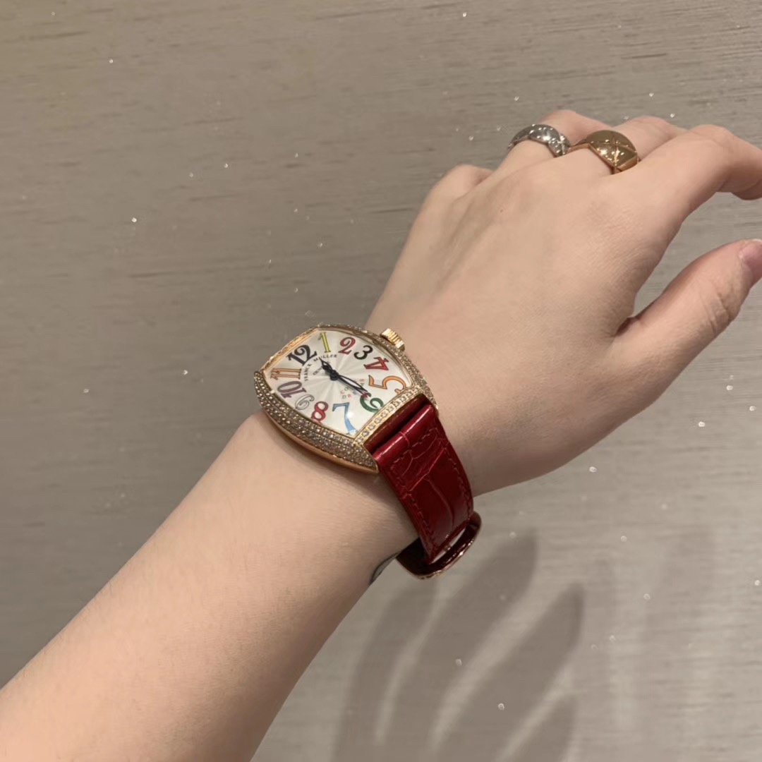 Lacoste COLOR DREAMSCINTREE 美洲鳄鱼皮表带 进口机械机芯 彩色数字面 35