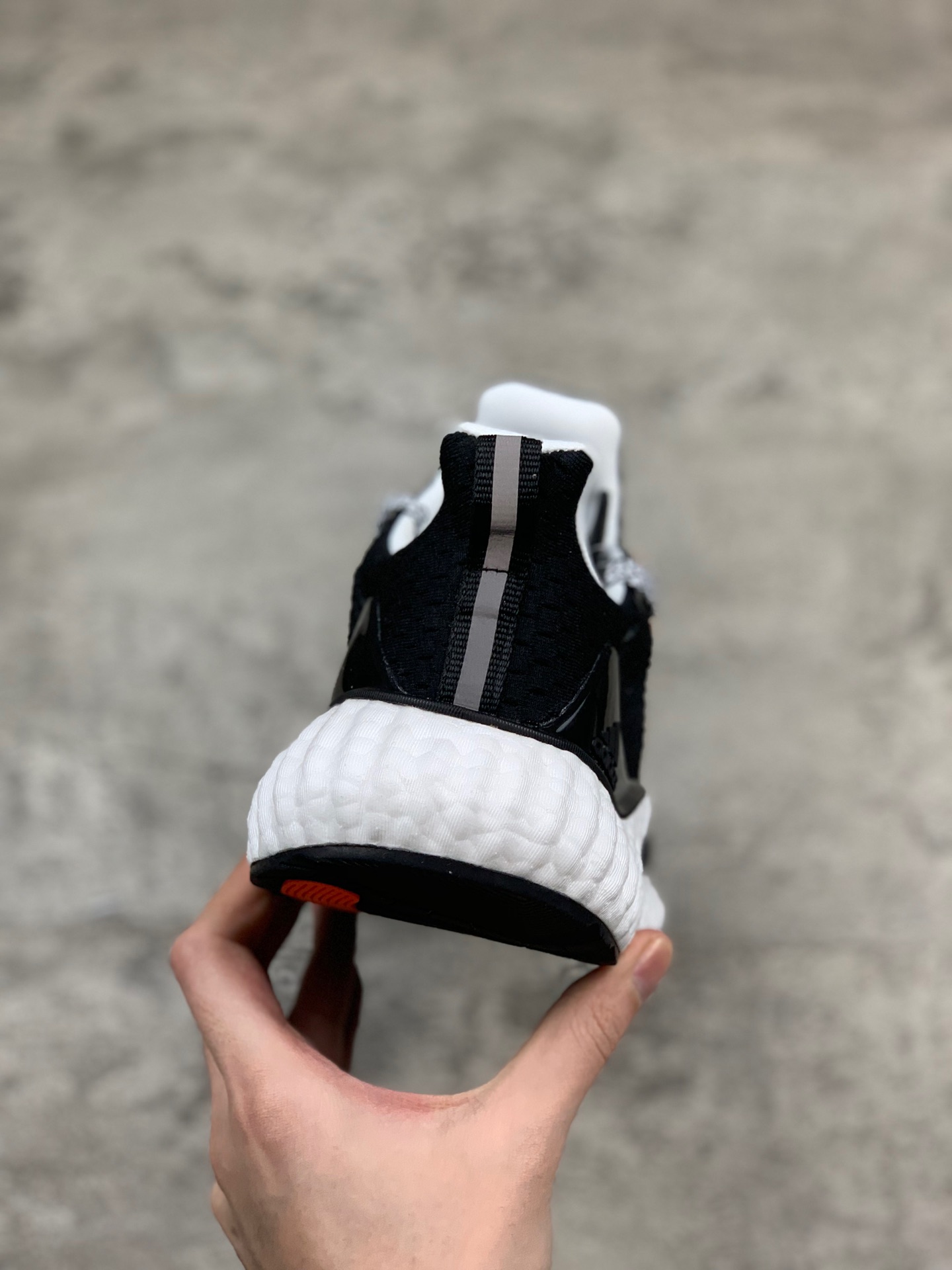 220公司级 阿尔法  阿迪达斯Adidas Alphaboost System M 针织鞋面 阿尔法升级爆米花材质休闲运动套脚慢跑鞋