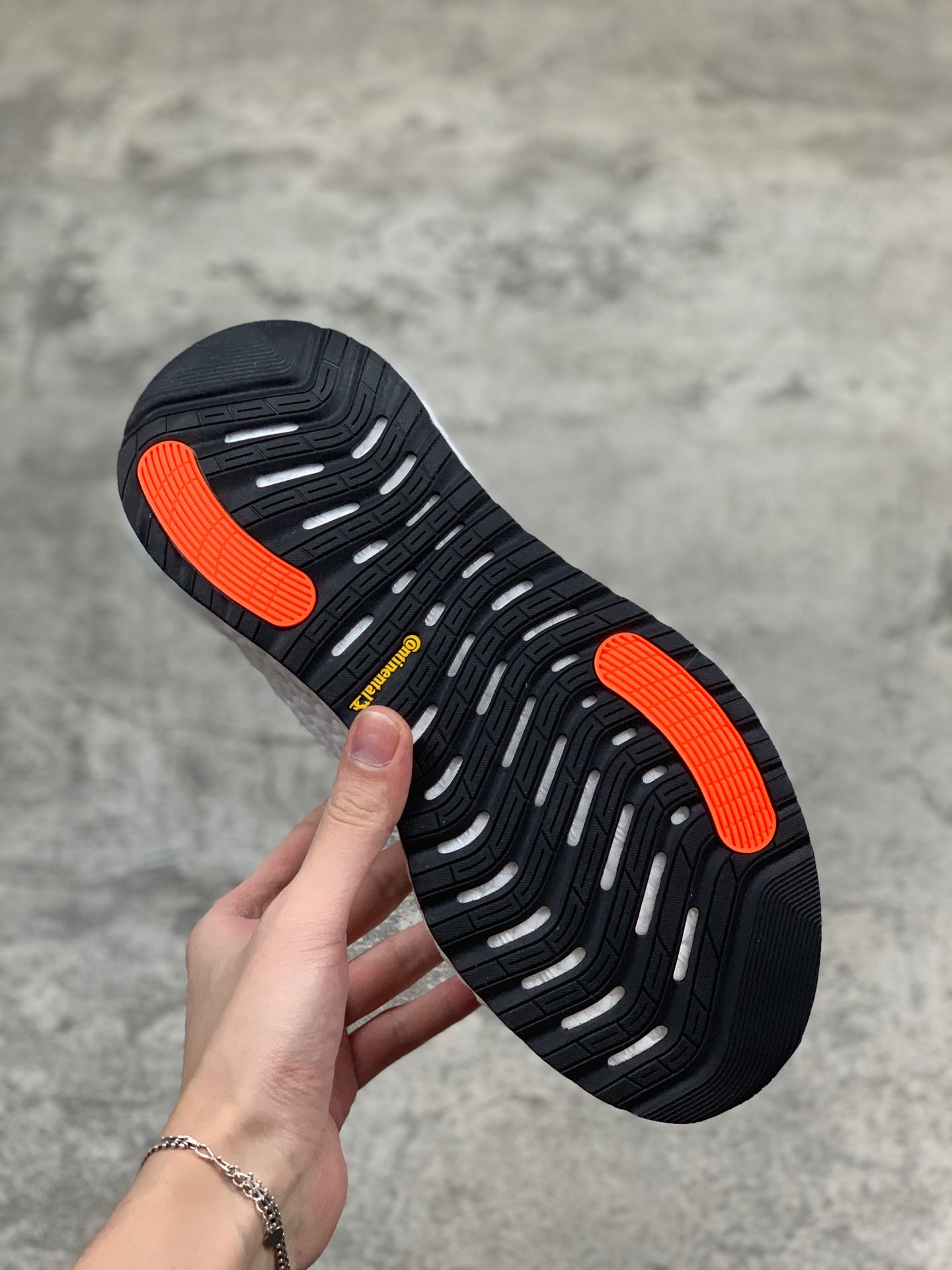 220公司级 阿尔法 阿迪达斯Adidas Alphaboost System M 针织鞋面 阿尔法升级爆米花材质休闲运动套脚慢跑鞋