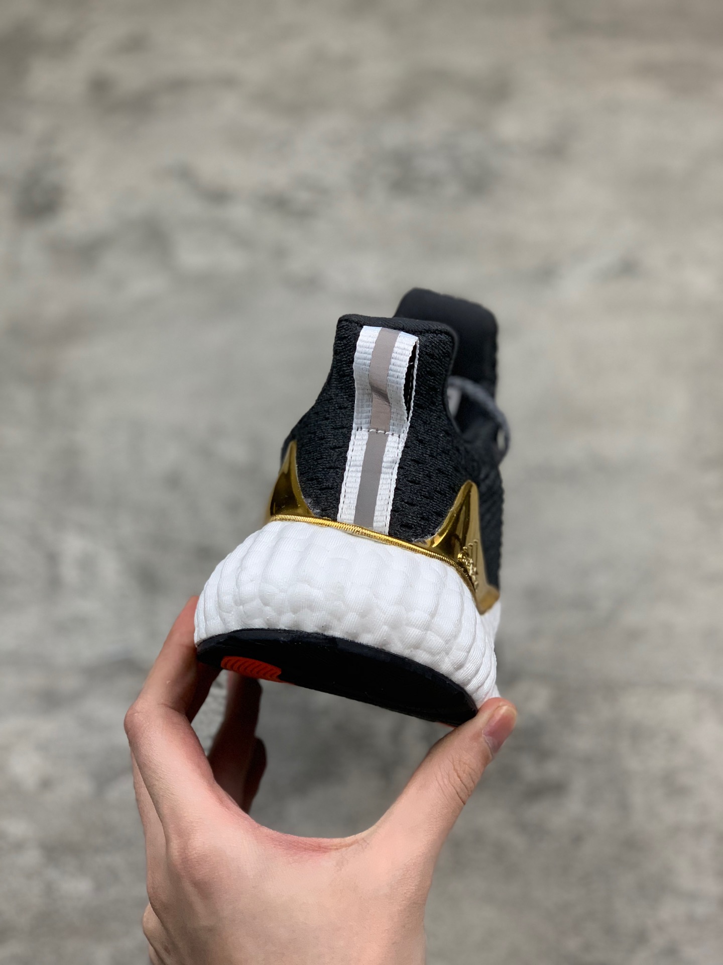 220公司级 阿尔法 阿迪达斯Adidas Alphaboost System M 针织鞋面 阿尔法升级爆米花材质休闲运动套脚慢跑鞋