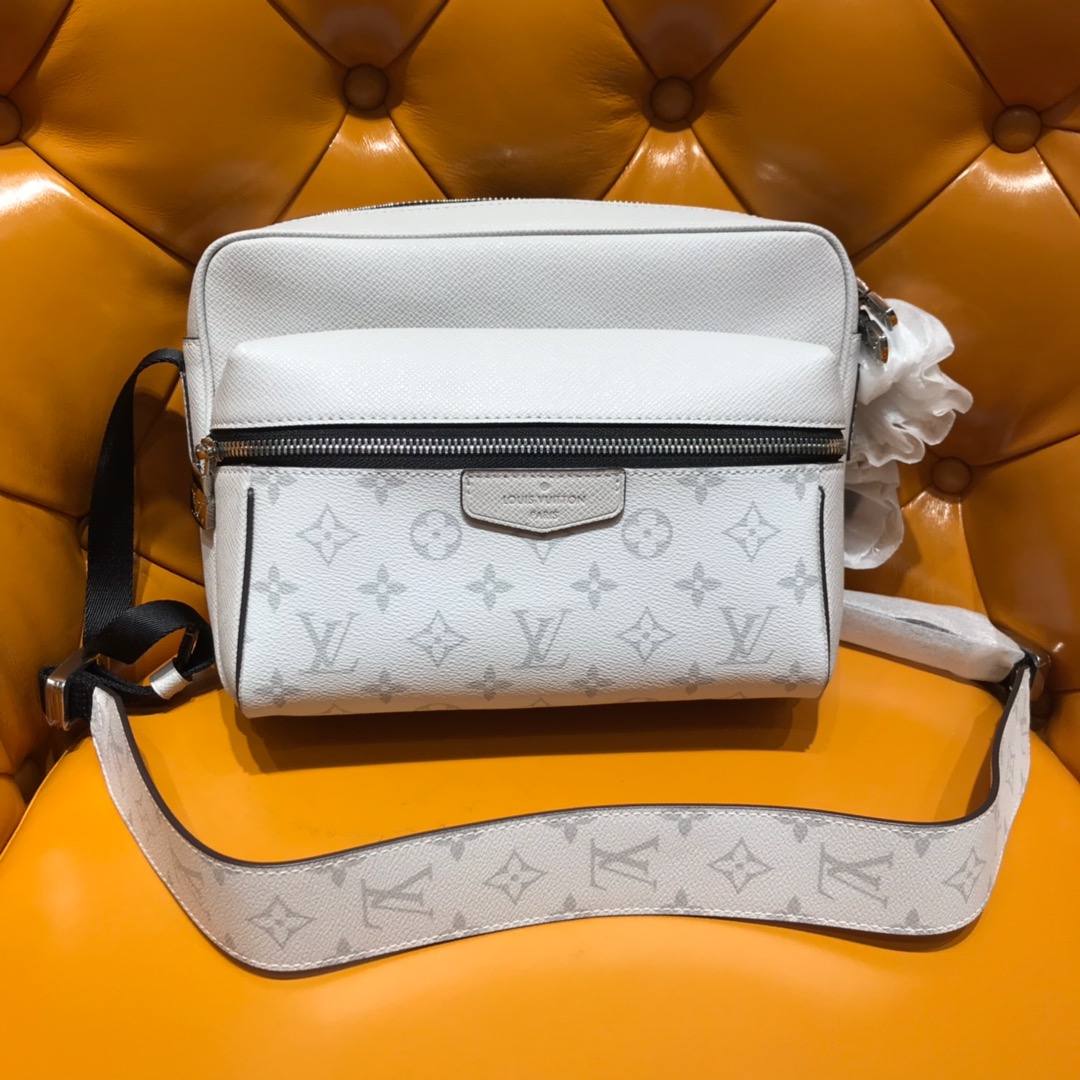 Louis Vuitton LV Outdoor Messenger Bags High Quality Replica Designer
 Grey White Cowhide M302432019