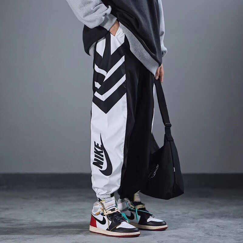 85 耐克Nike夏款拼色束脚裤