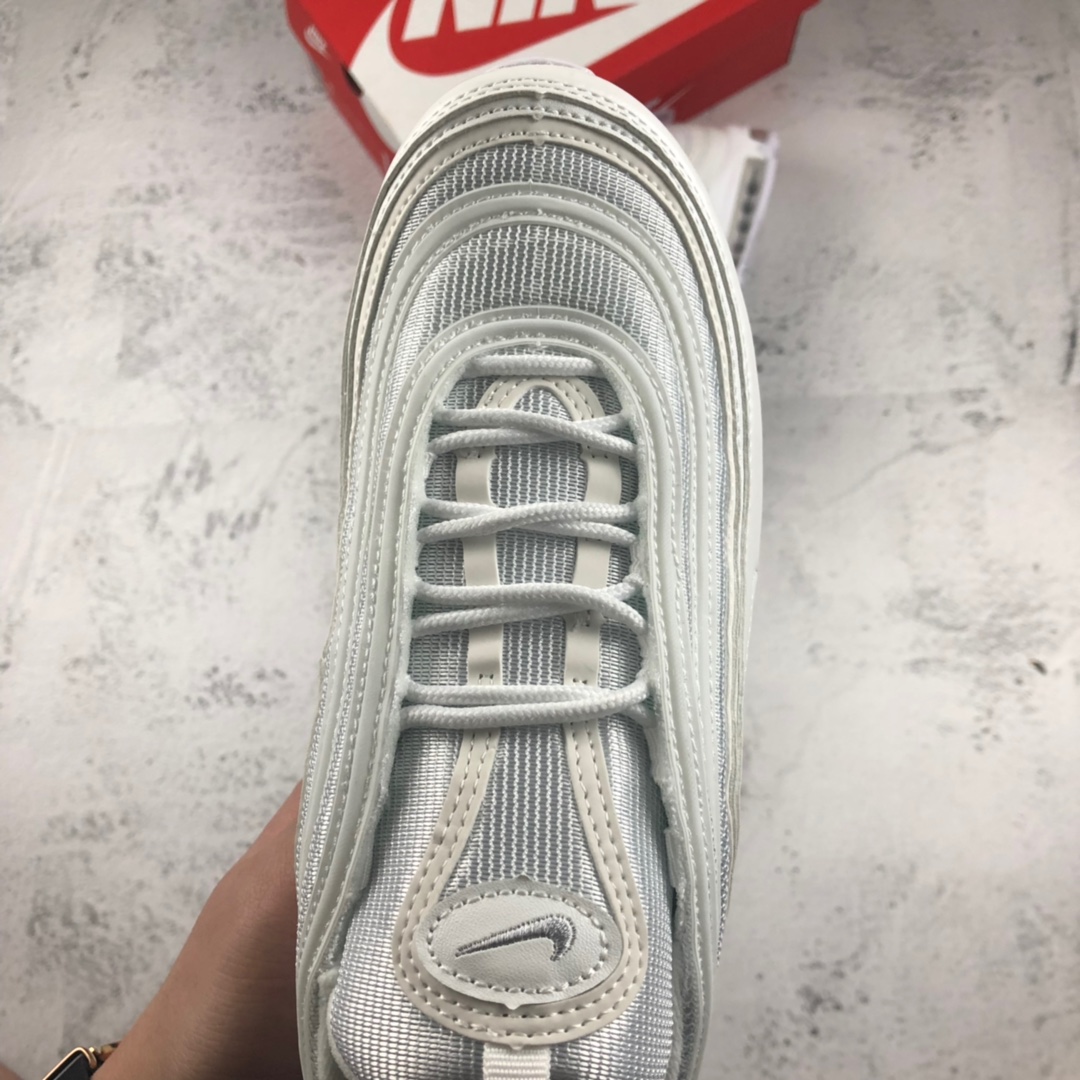 130。NIKE AIR MAX 97子弹 3M“白子弹联名弹” 复古全掌气垫跑步鞋 货号：884421 001