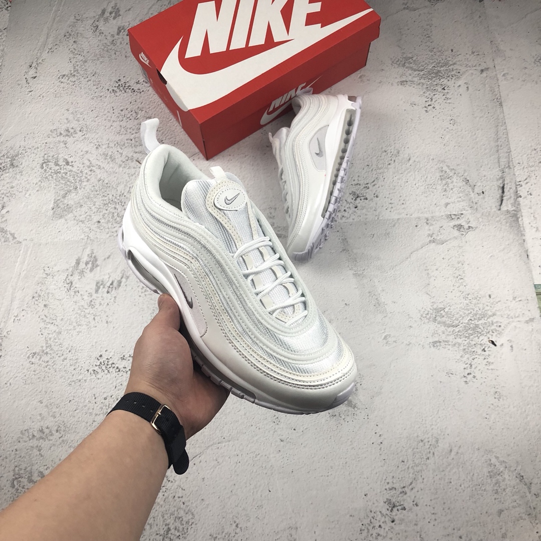 130。NIKE AIR MAX 97子弹 3M“白子弹联名弹” 复古全掌气垫跑步鞋 货号：884421 001
