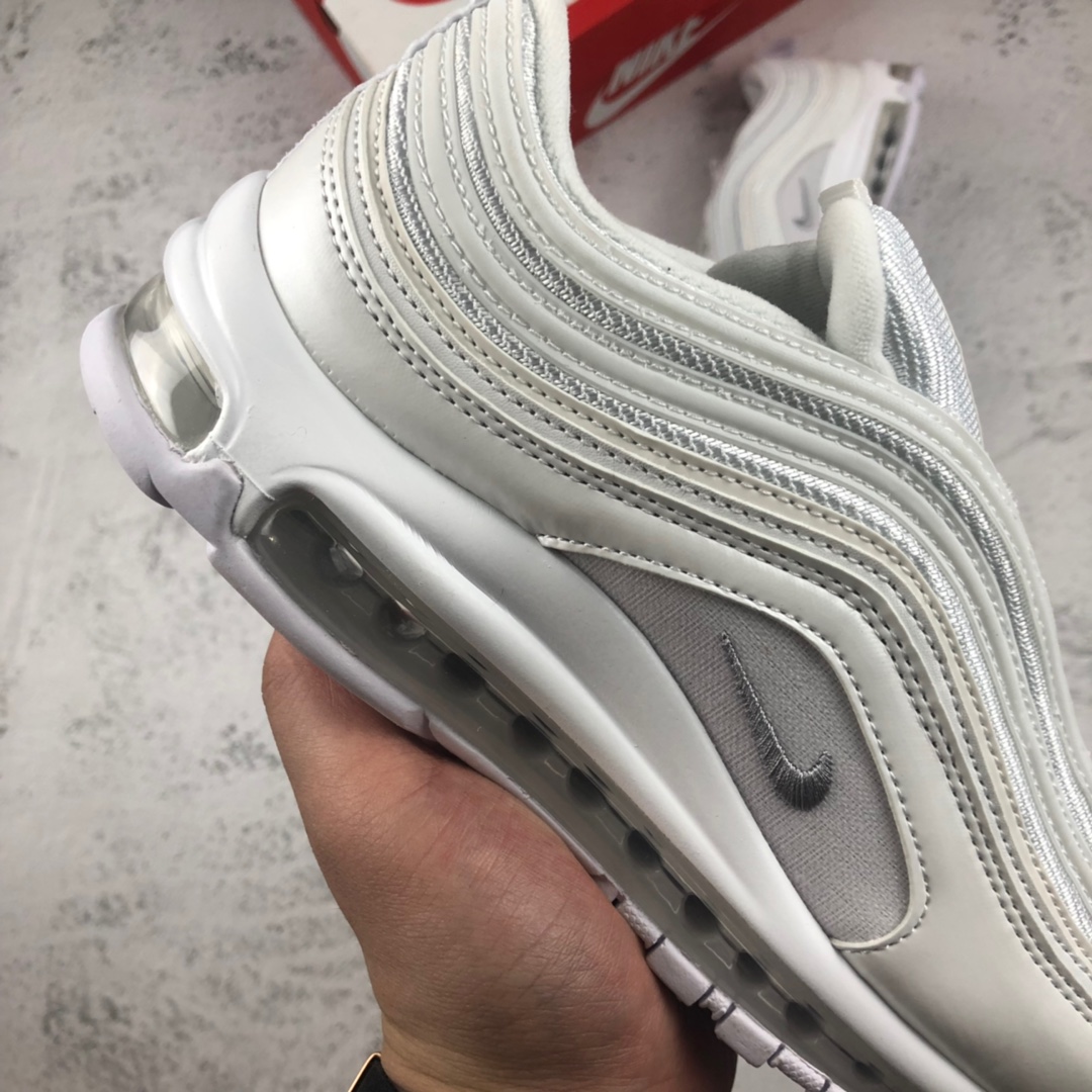 130。NIKE AIR MAX 97子弹 3M“白子弹联名弹” 复古全掌气垫跑步鞋 货号：884421 001