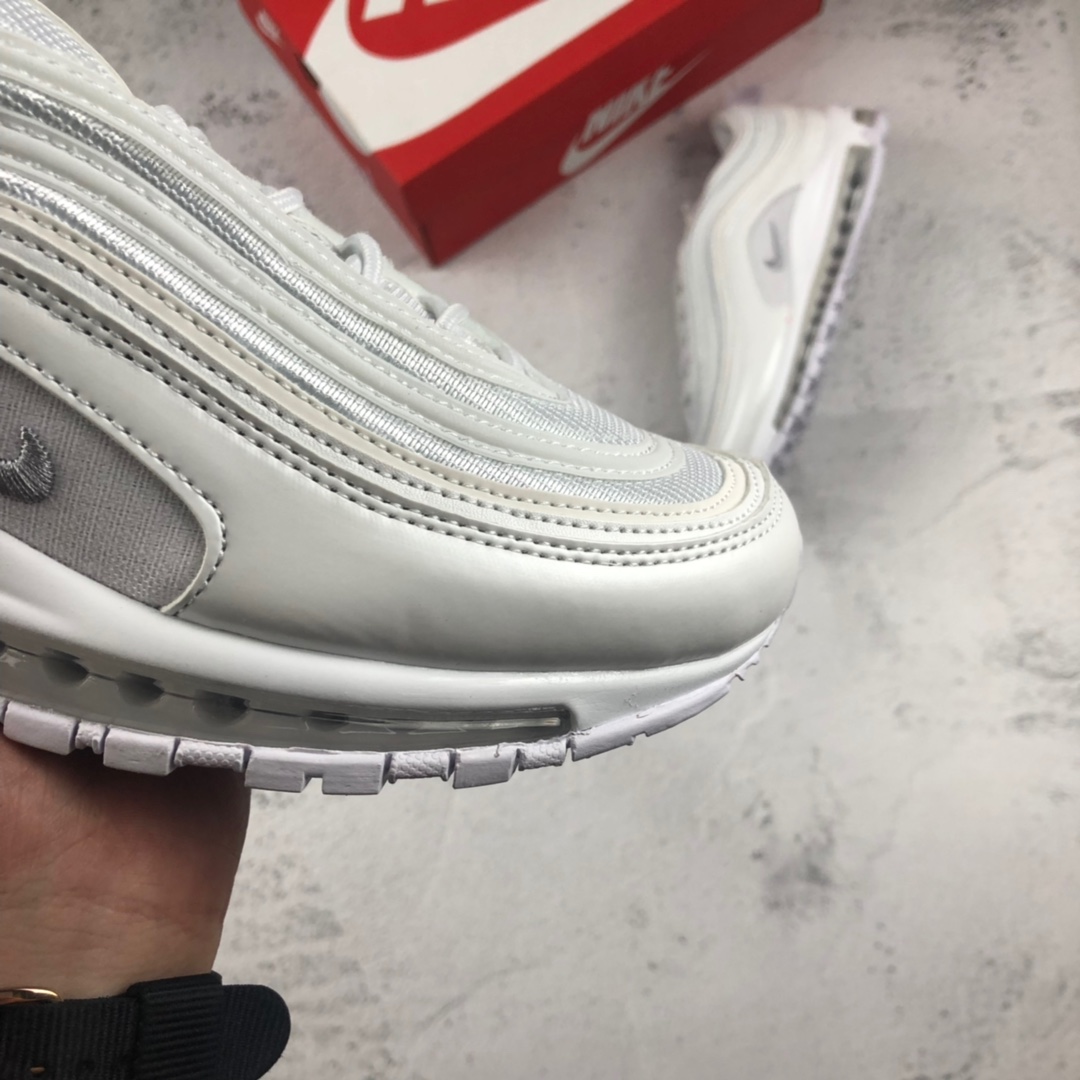 130。NIKE AIR MAX 97子弹 3M“白子弹联名弹” 复古全掌气垫跑步鞋 货号：884421 001