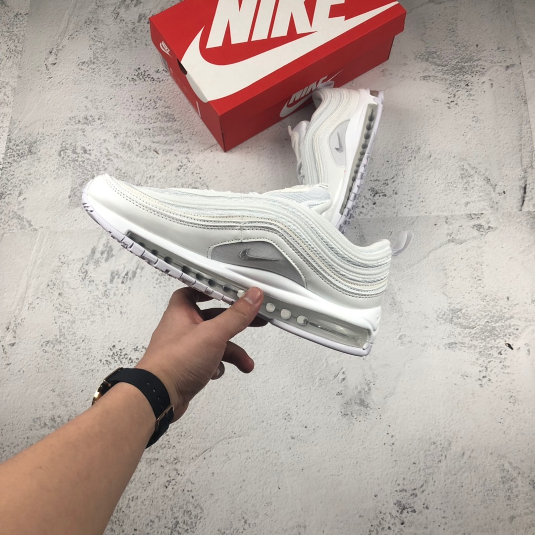 130。NIKE AIR MAX 97子弹 3M“白子弹联名弹” 复古全掌气垫跑步鞋 货号：884421 001
