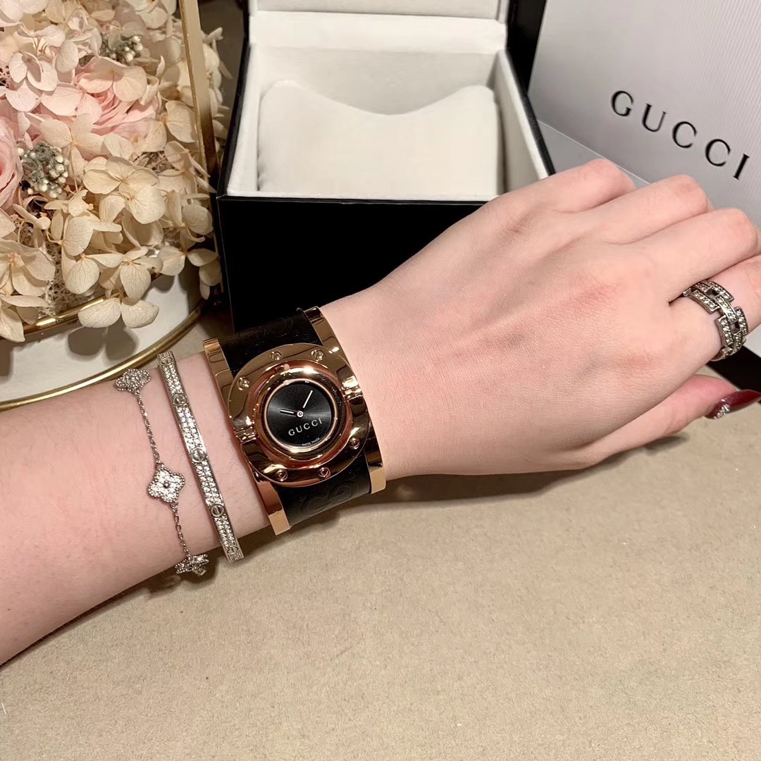 Gucci 古驰-Gucc手镯系列腕表 高品质 细节完全原装 316L精钢材质 天然珍珠贝母字面