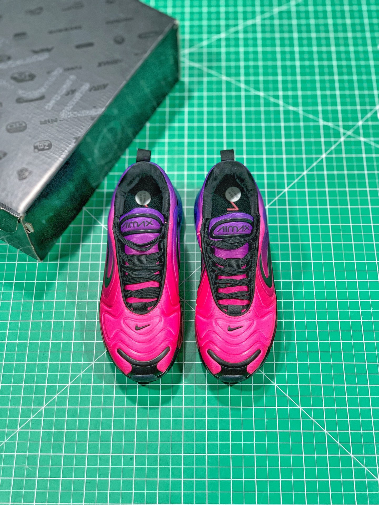 190市场原来220 品质 市场顶级 公司级，黑盒系列，真标半码！Nike Air Max 720 天眼