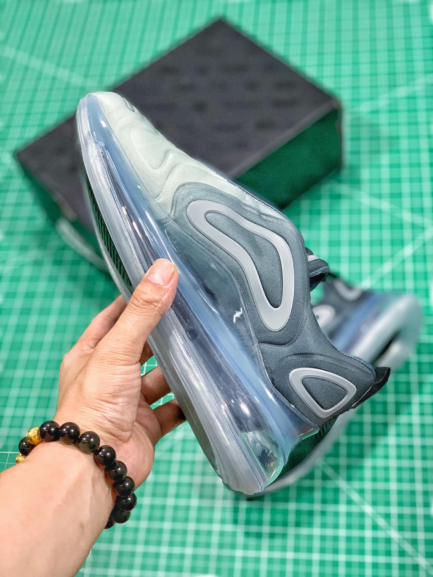 190市场原来220 品质 市场顶级 公司级，黑盒系列，真标半码！Nike Air Max 720 天眼