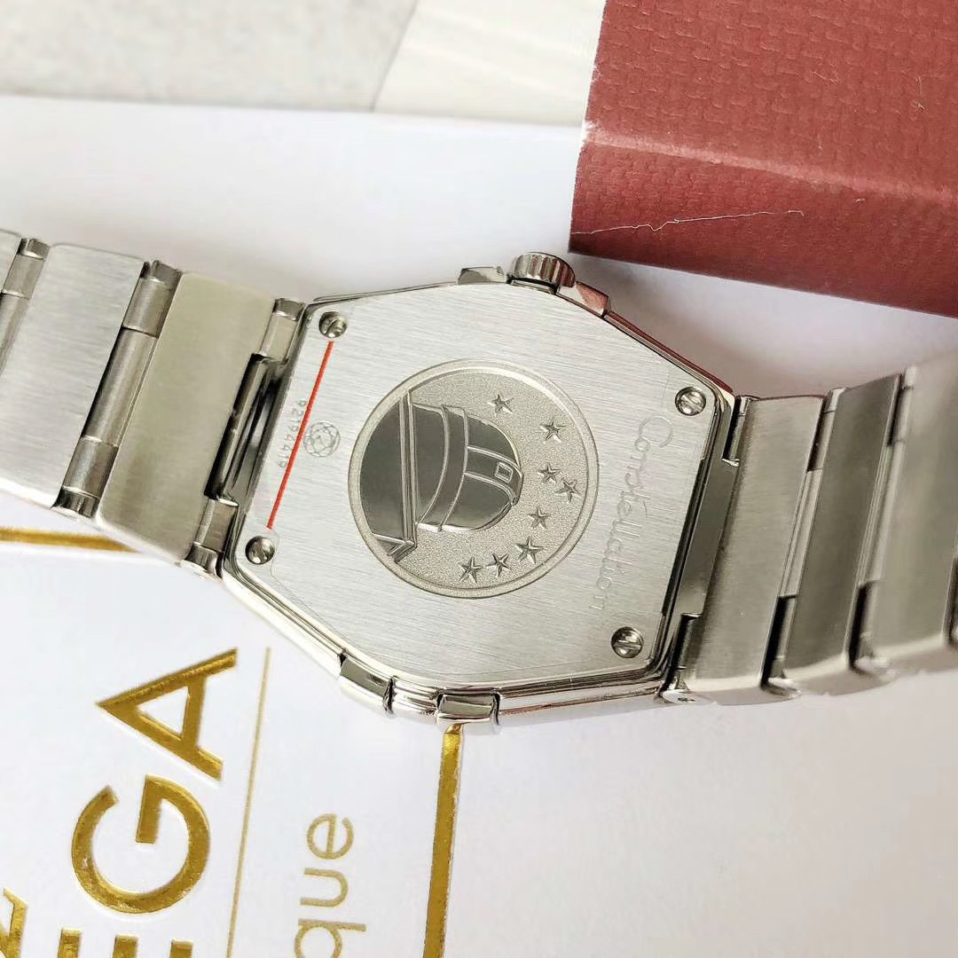 Omega 欧米茄星座系列女款腕表，直径27mm