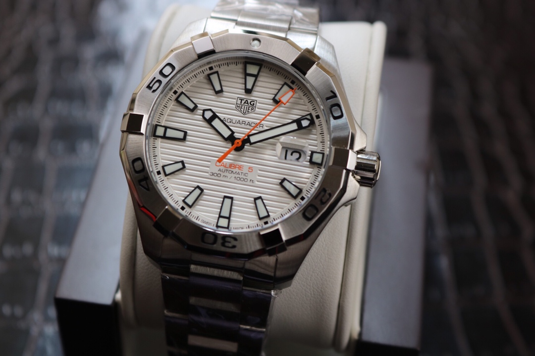 태그호이어 아쿠아레이서 다이버 오토매틱 남성 시계 레플리카 45489 TAG Heuer 상세 이미지 2