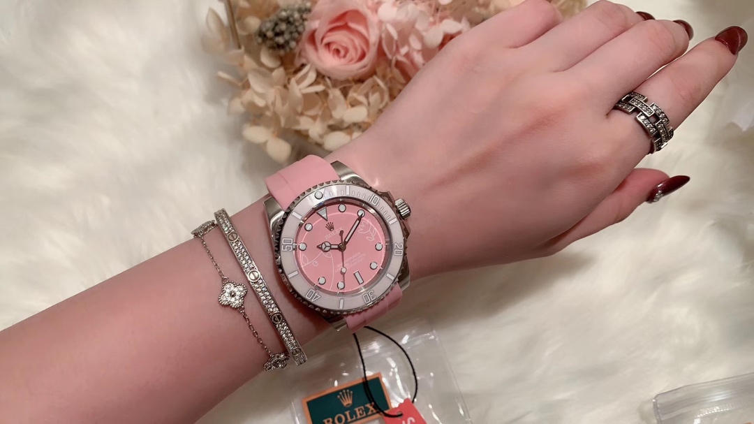 Rolex 劳力士粉色水鬼，女款专属，胶带钢带都有