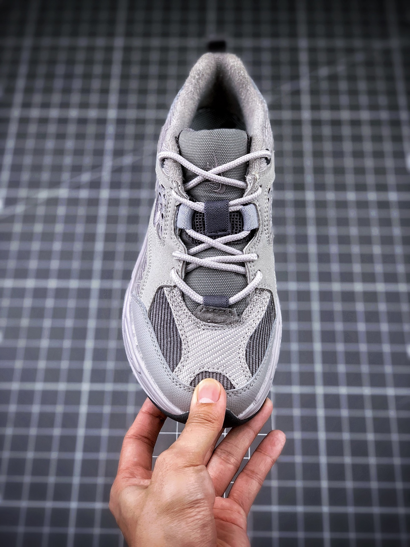 190Air Monarch the M2K Tekno 灰麂皮 BV0074-001