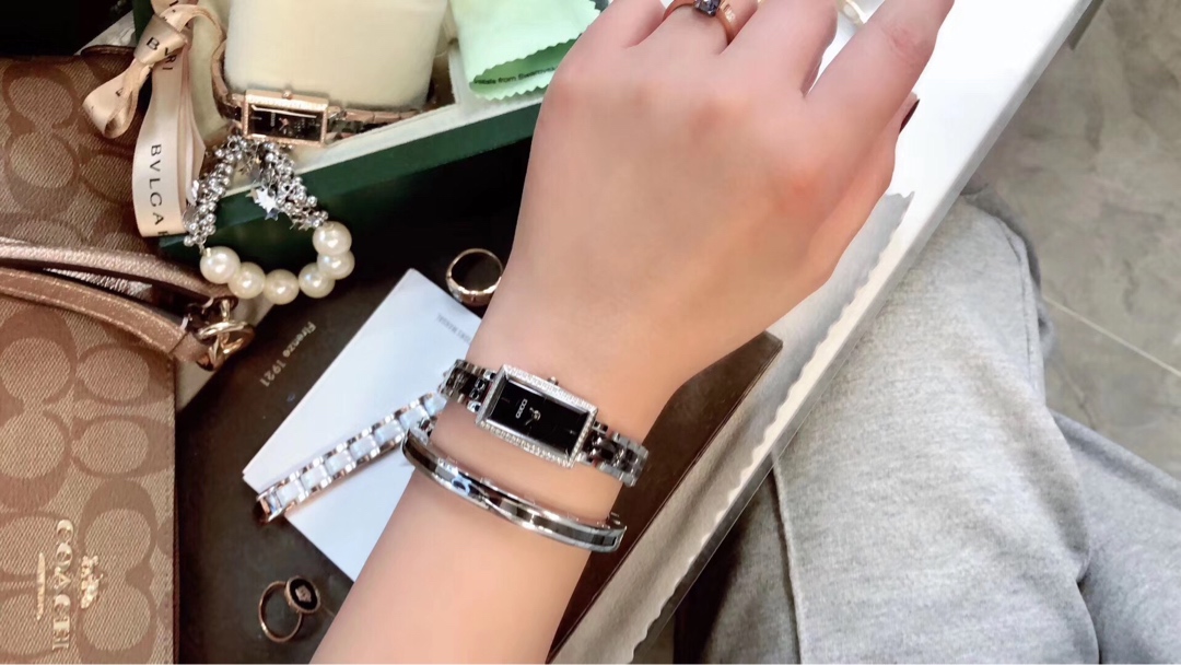 Gucci Watches GCWT1227-959