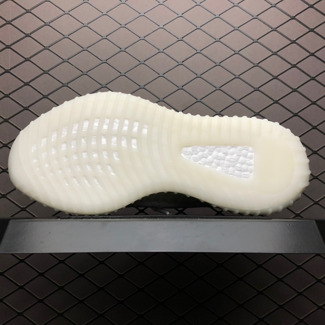 玩味无穷 客制配色 Adidas 阿迪达斯 Yeezy Boost 350V2 椰子 变色龙 尺码:36 36.5 37 38 38.5 39 5