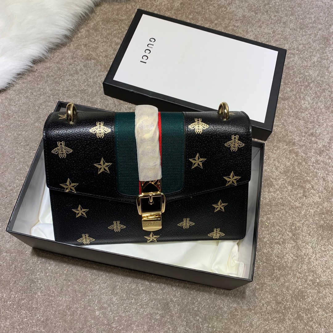 COACH Chelsea Jayden Signature Bag