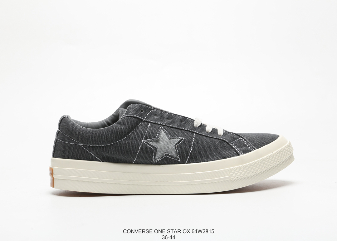 💰110
匡威 一星 Converse One Star Sunbaked    Sunbaked系列在标志性的星星图案周围增加了磨边的细节  配上水洗帆布鞋面 164358C高弹软底情侣款 #64W2815