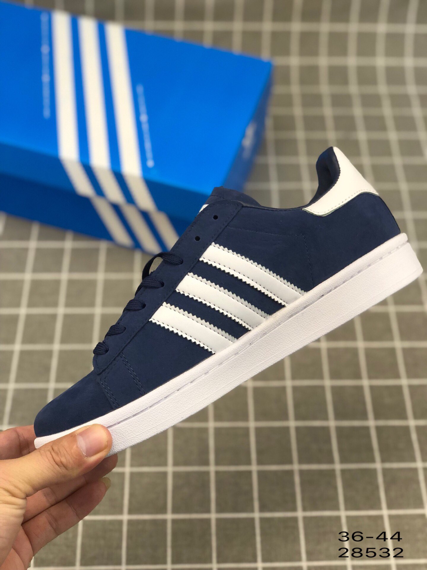 95阿迪达斯 Adidas Campus W 经典款 三叶草低帮休闲板鞋