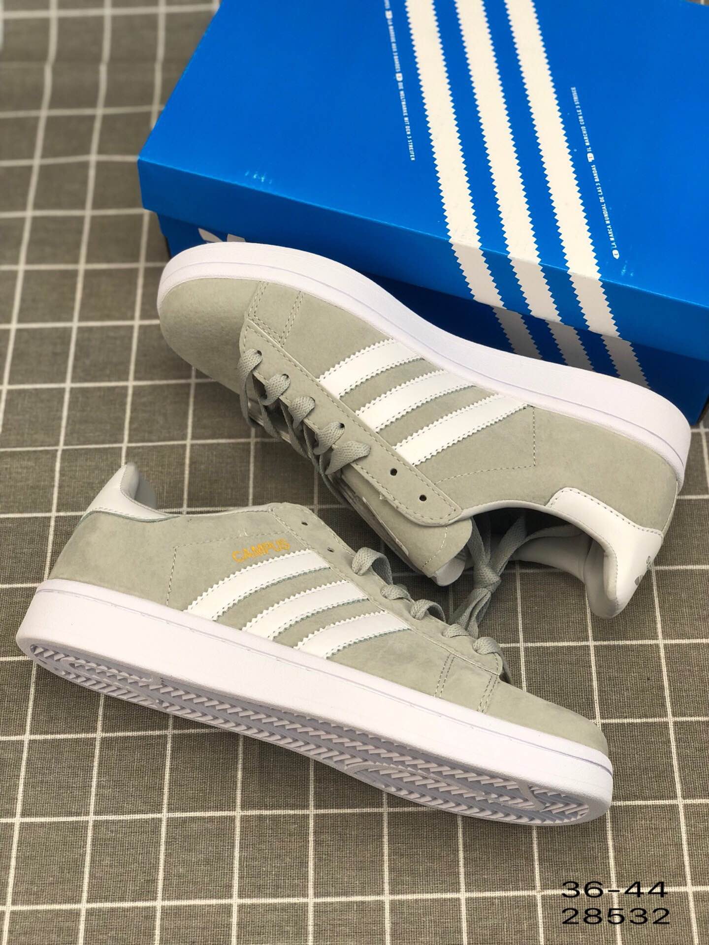 95阿迪达斯 Adidas Campus W 经典款 三叶草低帮休闲板鞋