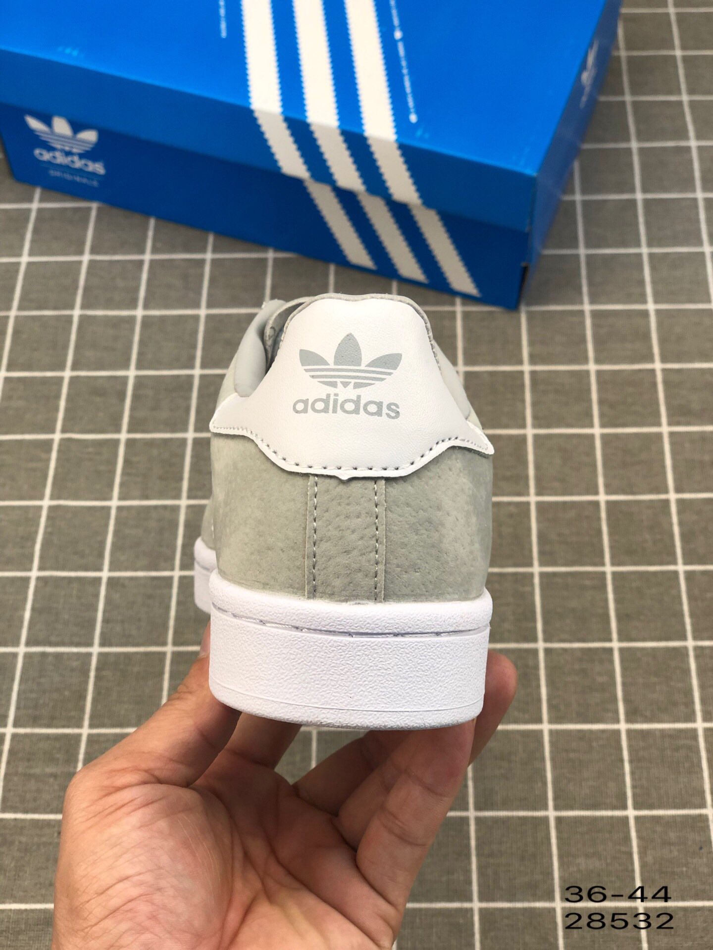 95阿迪达斯 Adidas Campus W 经典款 三叶草低帮休闲板鞋