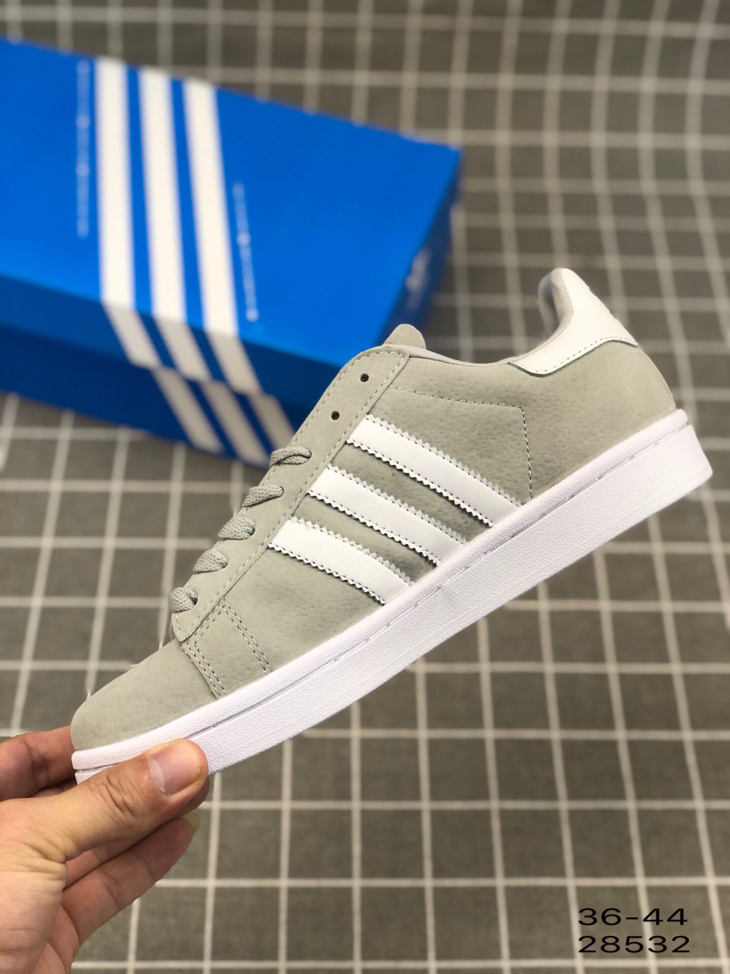 95阿迪达斯 Adidas Campus W 经典款 三叶草低帮休闲板鞋