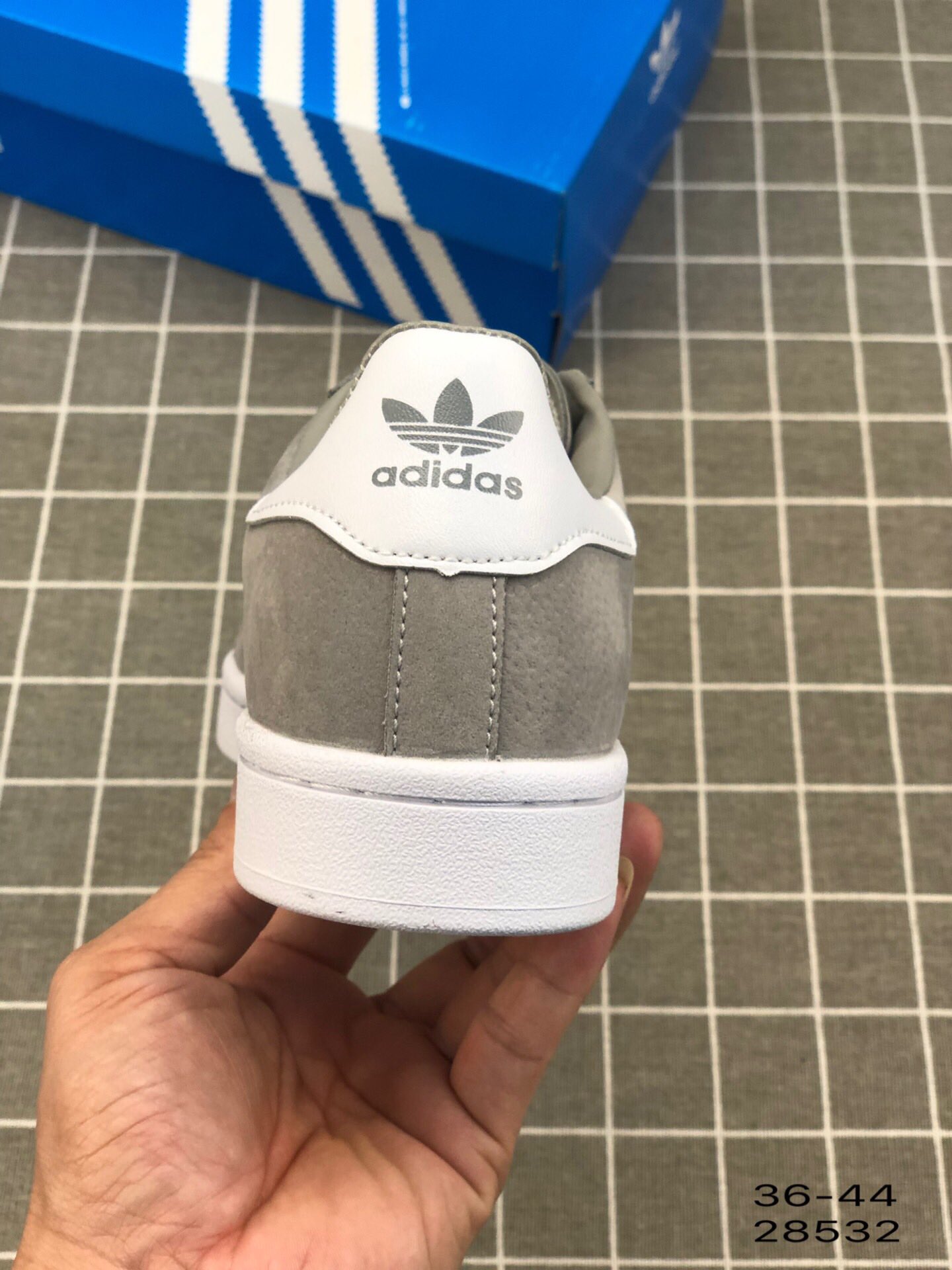 95阿迪达斯 Adidas Campus W 经典款 三叶草低帮休闲板鞋