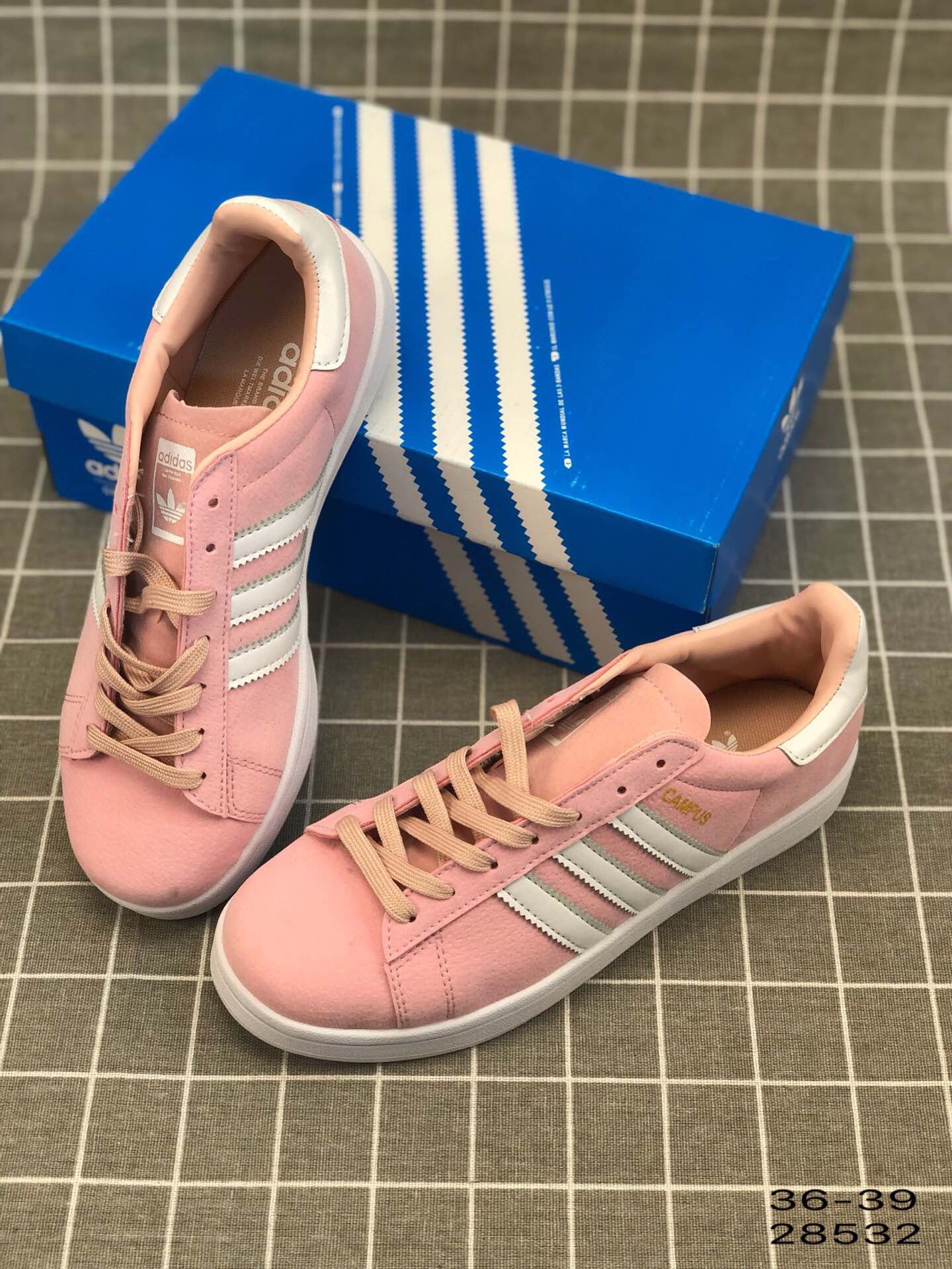 95阿迪达斯 Adidas Campus W 经典款 三叶草低帮休闲板鞋