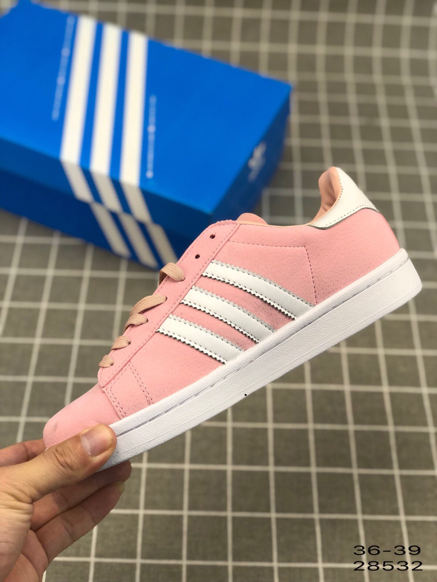 95阿迪达斯 Adidas Campus W 经典款 三叶草低帮休闲板鞋
