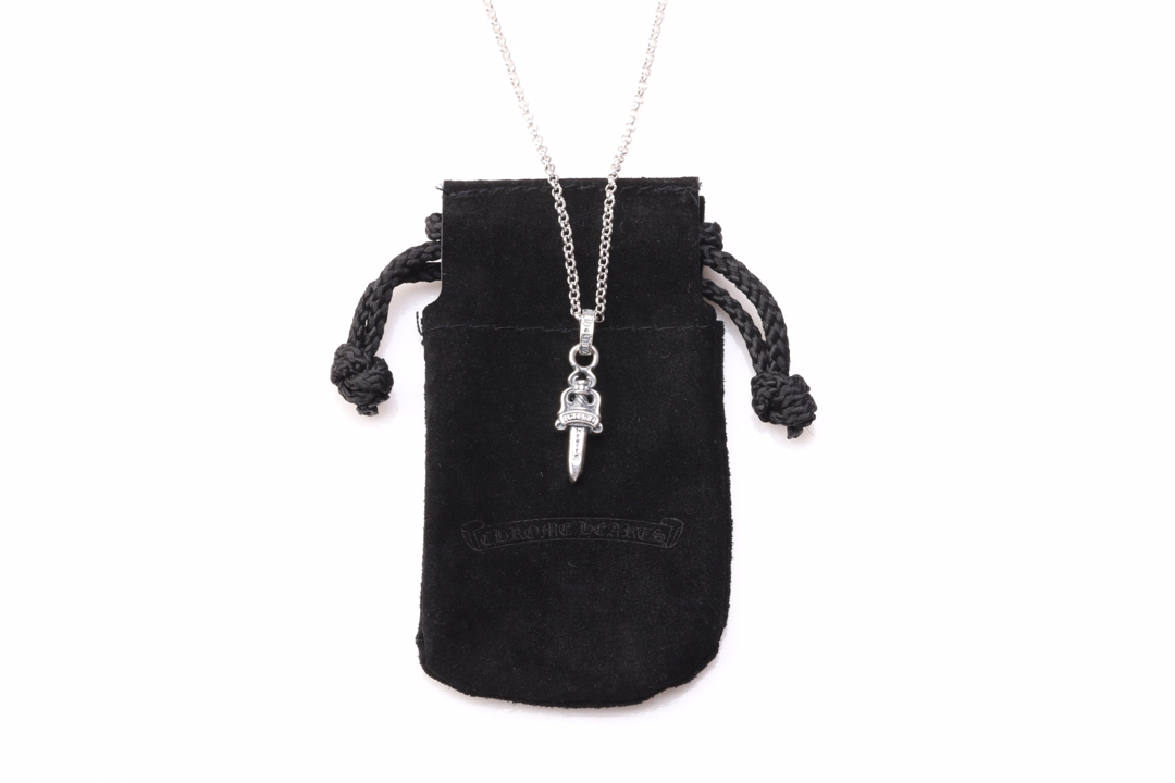 Chrome Hearts chrome hearts 克罗心项链夏天超火的锁骨链