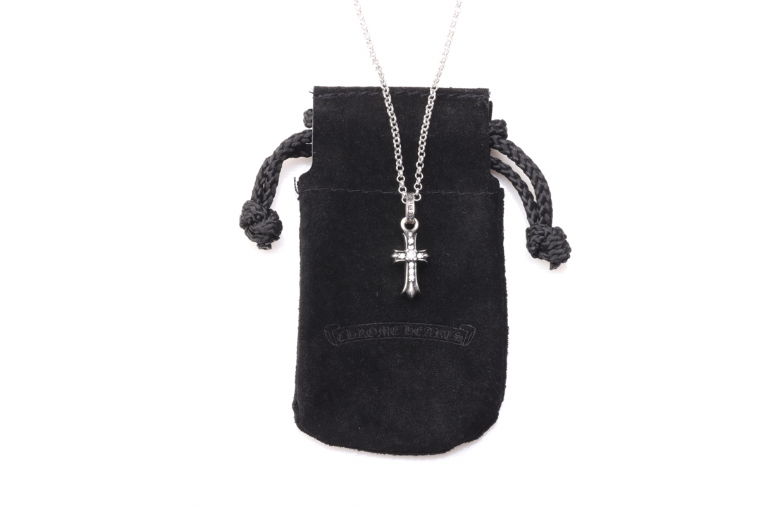 Chrome Hearts chrome hearts 克罗心项链夏天超火的锁骨链