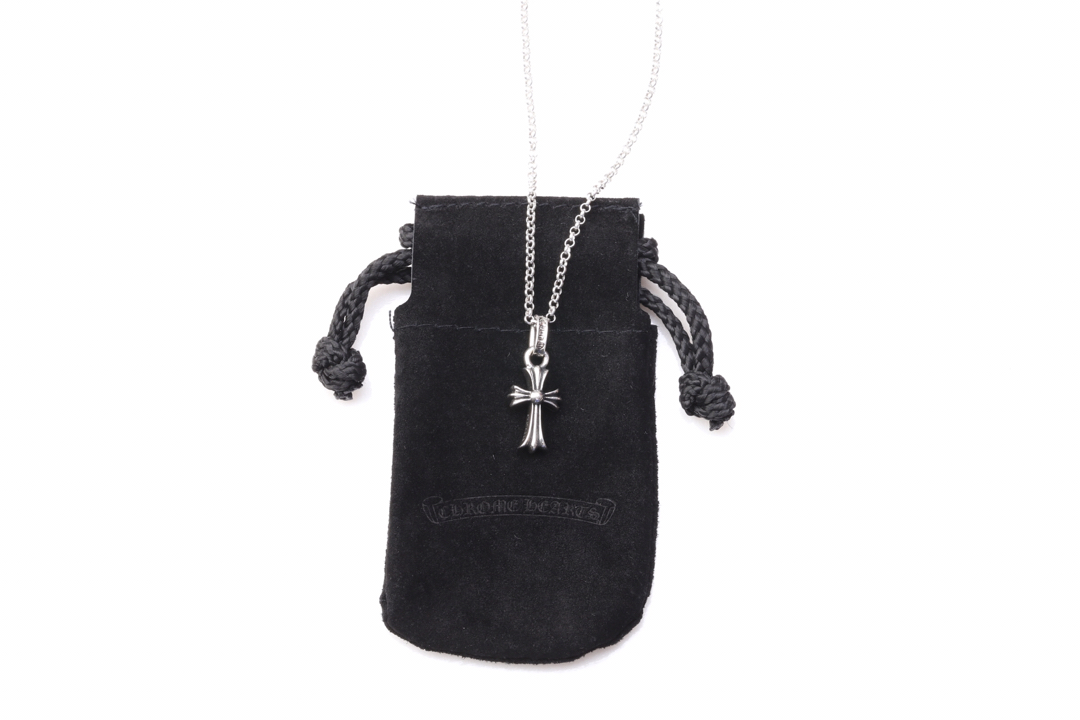 Chrome Hearts chrome hearts 克罗心项链夏天超火的锁骨链