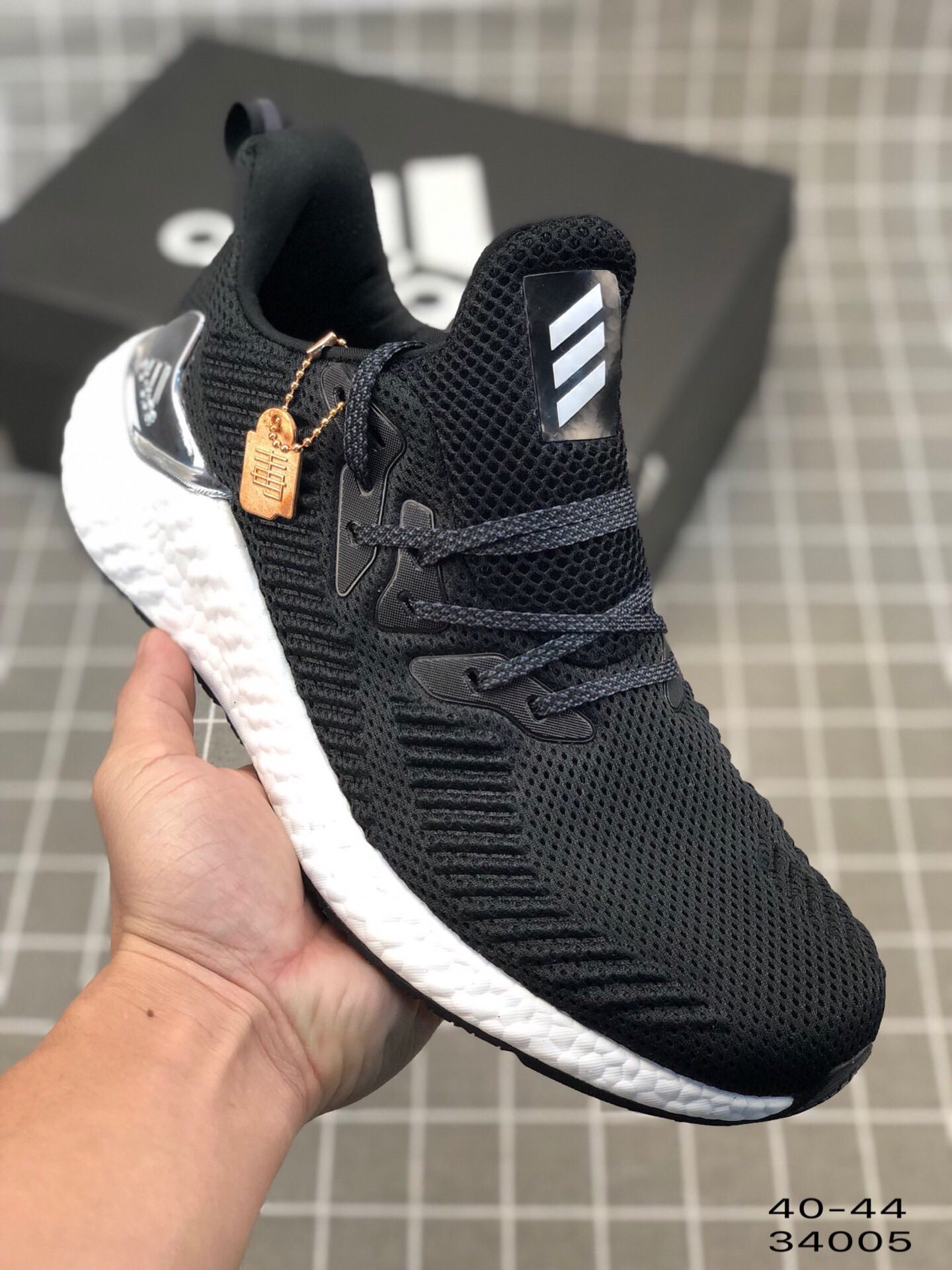140阿尔法爆米花Adidas Alphaboost System M 针织鞋面 阿尔法升级爆米花材质休闲运动套脚慢跑鞋！