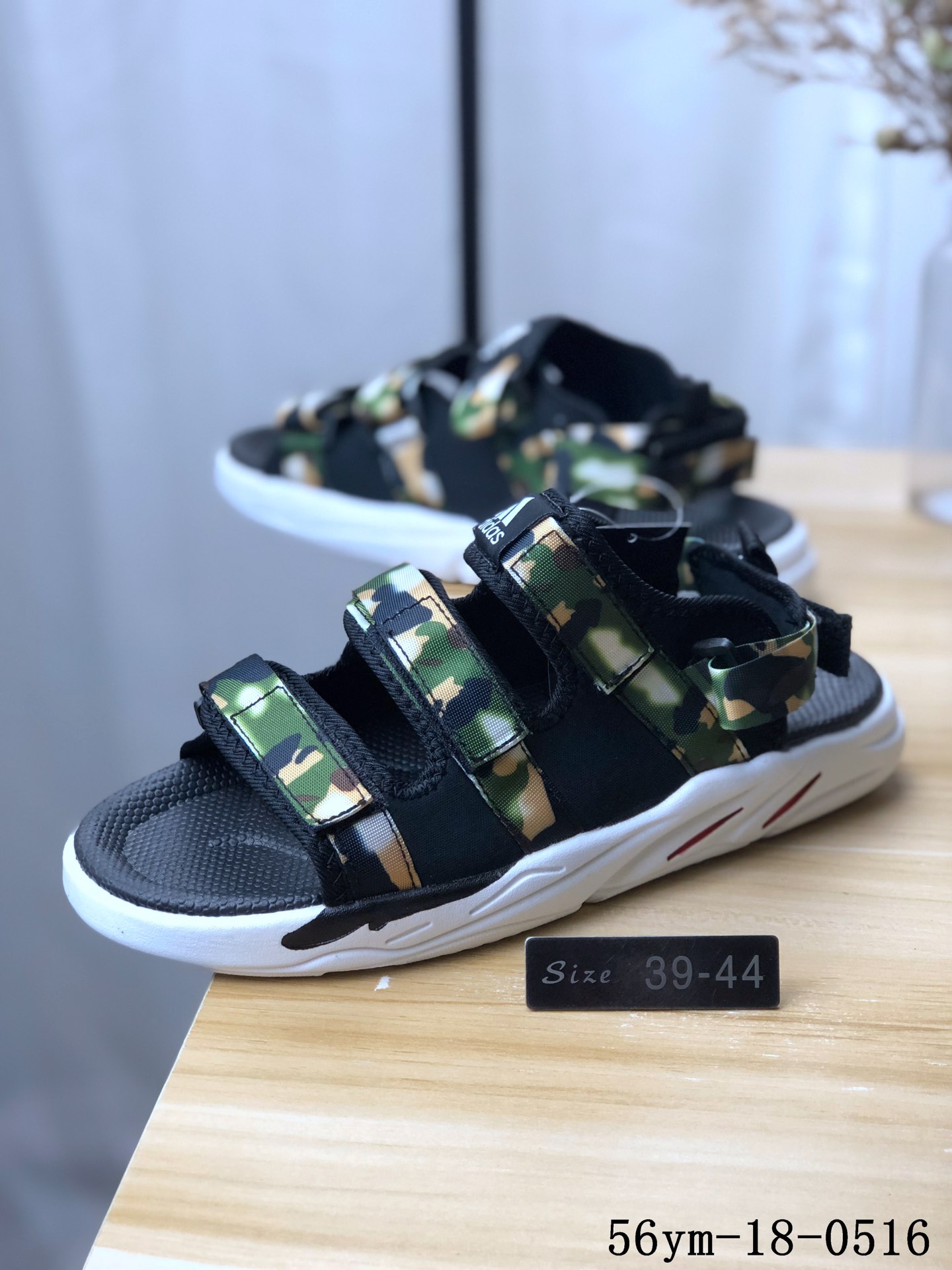 100！阿迪达斯Adidas Cyprex Ultra Sandal Off-White 联名 男款复古老爹沙滩魔术贴凉鞋