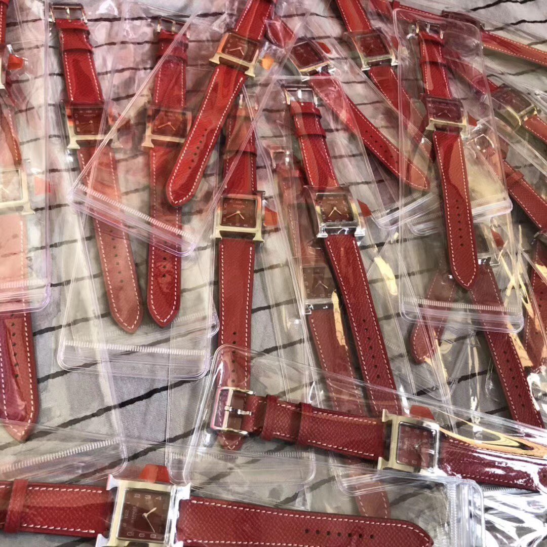Hermès 爱马仕H形中国红新款爱马仕最新配色 送礼最佳选择 hermes 女表系列 最 直径26mm