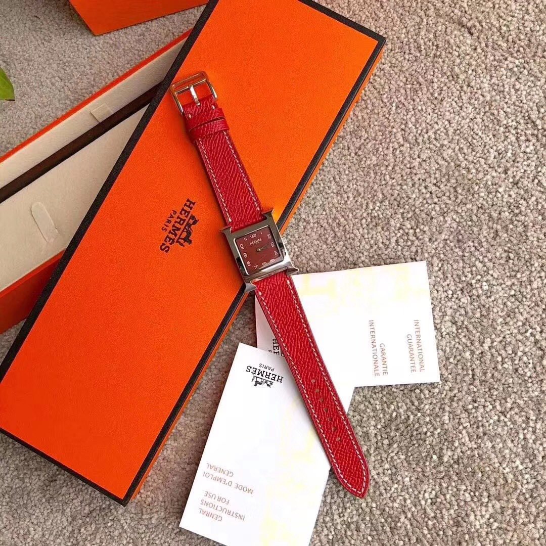 Hermès 爱马仕H形中国红新款爱马仕最新配色 送礼最佳选择 hermes 女表系列 最 直径26mm