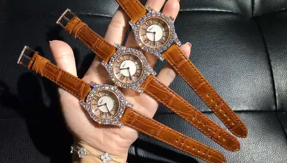 Chopard 萧邦女款腕表，媲美真钻的闪度，带上它，您就是人群中最亮的人