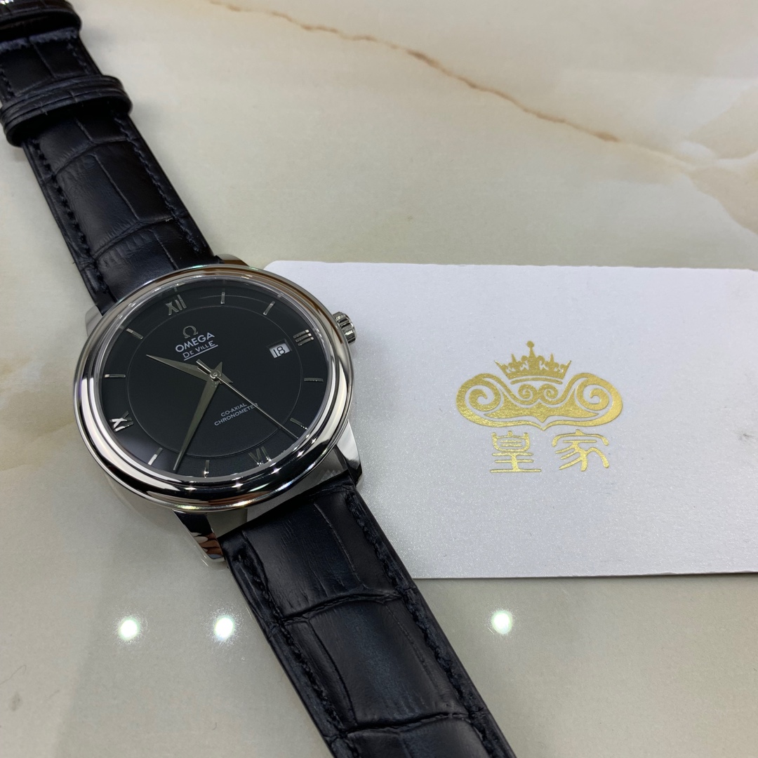 Omega 皇家 欧米茄蝶飞系列男款腕表
