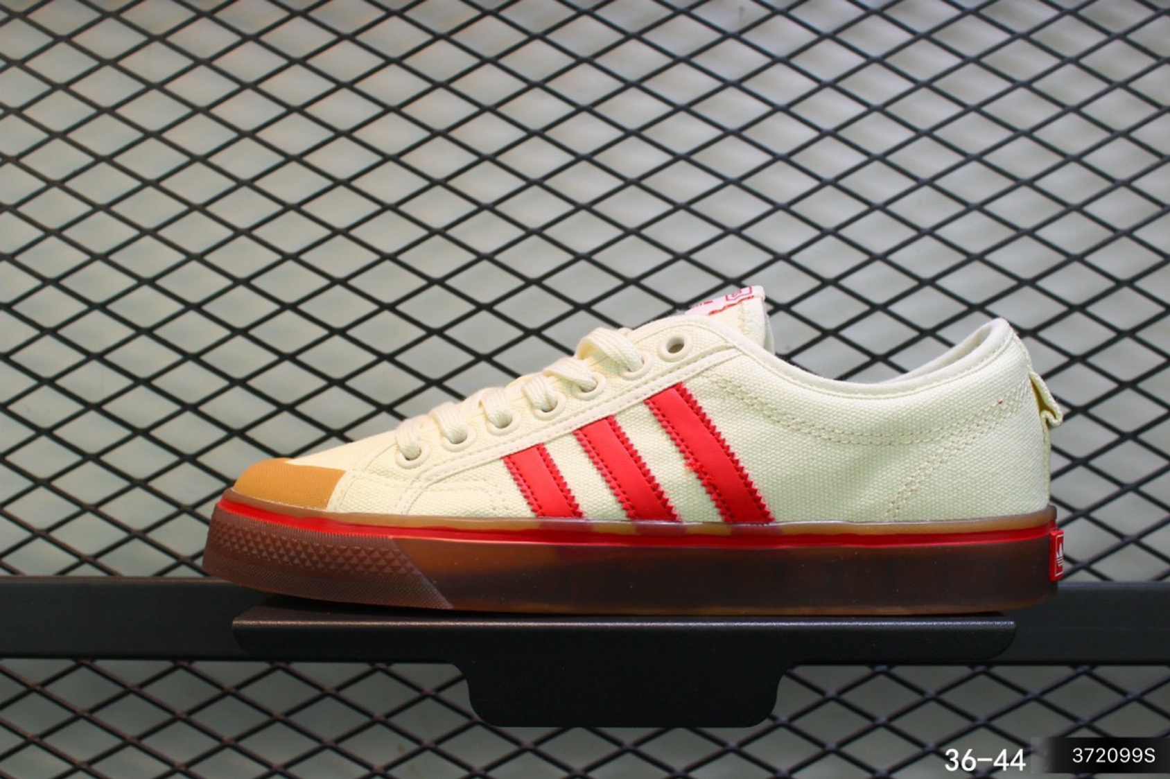 110阿迪达斯Adidas Nizza M 三叶草校园帆布潮鞋