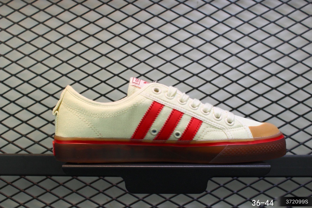 110阿迪达斯Adidas Nizza M 三叶草校园帆布潮鞋