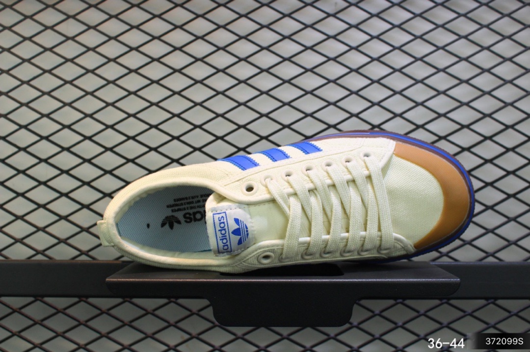 110阿迪达斯Adidas Nizza M 三叶草校园帆布潮鞋