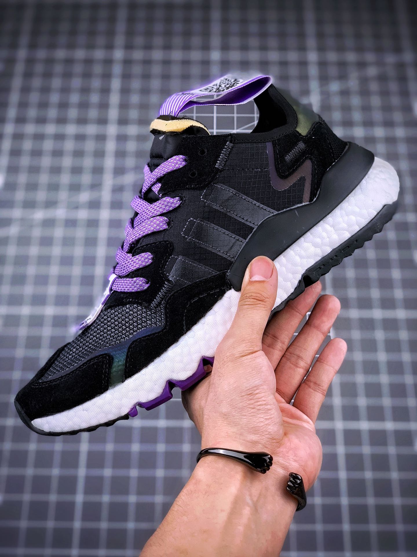 220Adidas Nite Jogger 2019 Boost 夜行者 黑紫变色龙 货号：EG2205