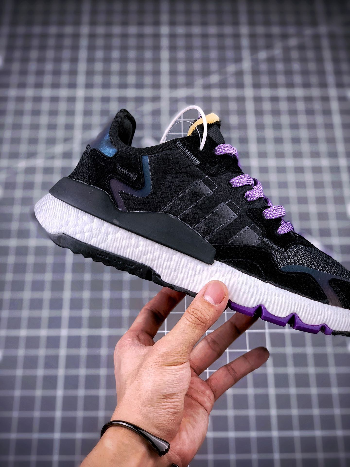 220Adidas Nite Jogger 2019 Boost 夜行者 黑紫变色龙 货号：EG2205
