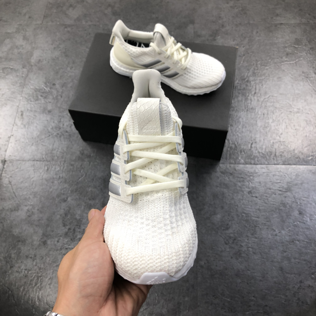 230Adidas阿迪达斯Ultra Boost 4.0权力与游戏限定跑步鞋EE3711