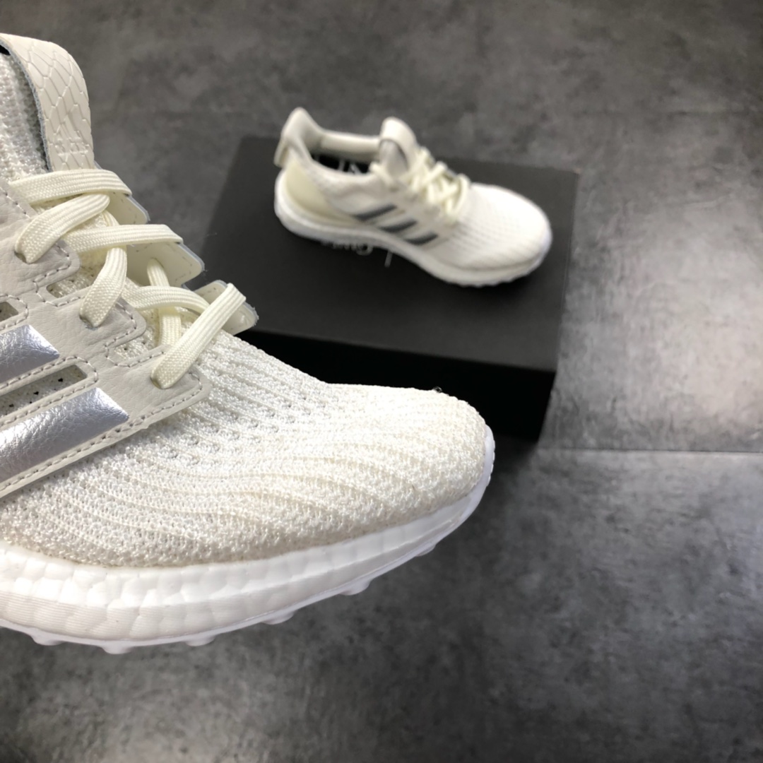 230Adidas阿迪达斯Ultra Boost 4.0权力与游戏限定跑步鞋EE3711