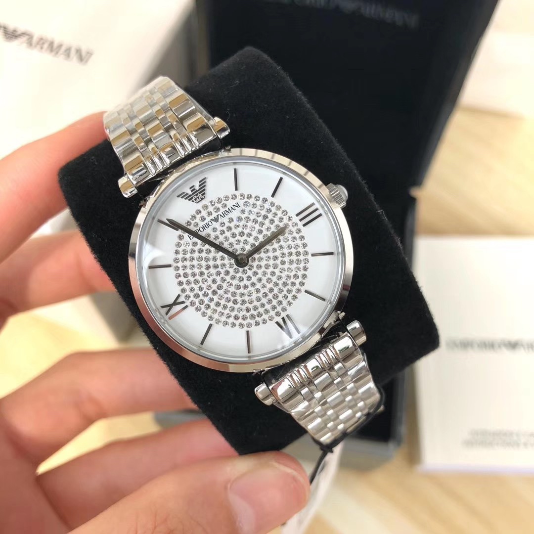 Armani 阿玛尼满天星女款，阿玛尼最火爆的一款
