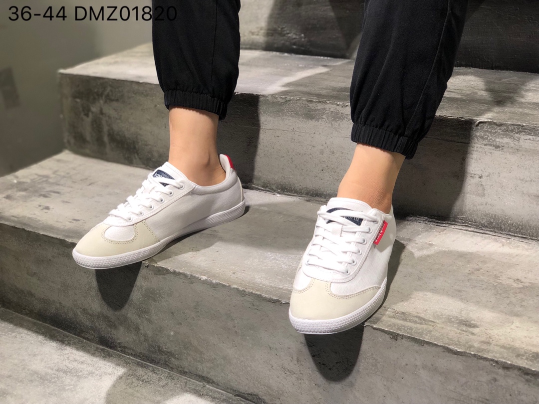 110 LE COQ SPORTIF 乐卡克法国公鸡 帆布材质休闲鞋