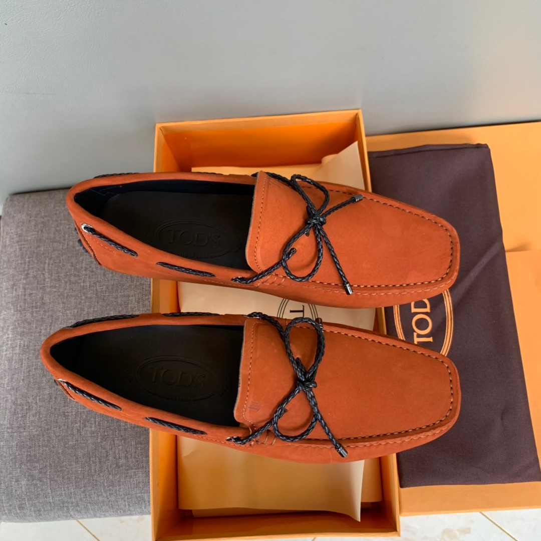 NO:649044,Counter synchronization tods Tods handmade beanie men's shoes driving shoes perfect last imported water-dyed cowhide lining imported deerskin upper light gray dark blue army green orange 38-44 in stock, loafers, Tod's, loafers, cowhide19860909专柜同步 tods托德斯纯手工豆豆男鞋 开车鞋 完美楦型 进口水染牛皮里 鞋面进口鹿皮 浅灰色 深蓝色 军绿色 橘色38-44现货,乐福鞋,Tod's,loafers,cowhide,Women's Shoes